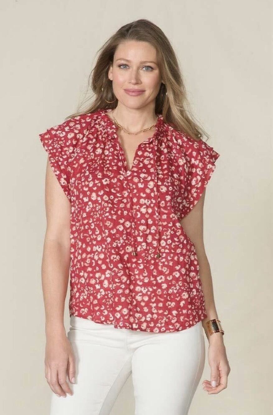 Matilda Jane Good Hart Red Cream Floral Edgewater Flutter Top Size Small Womens